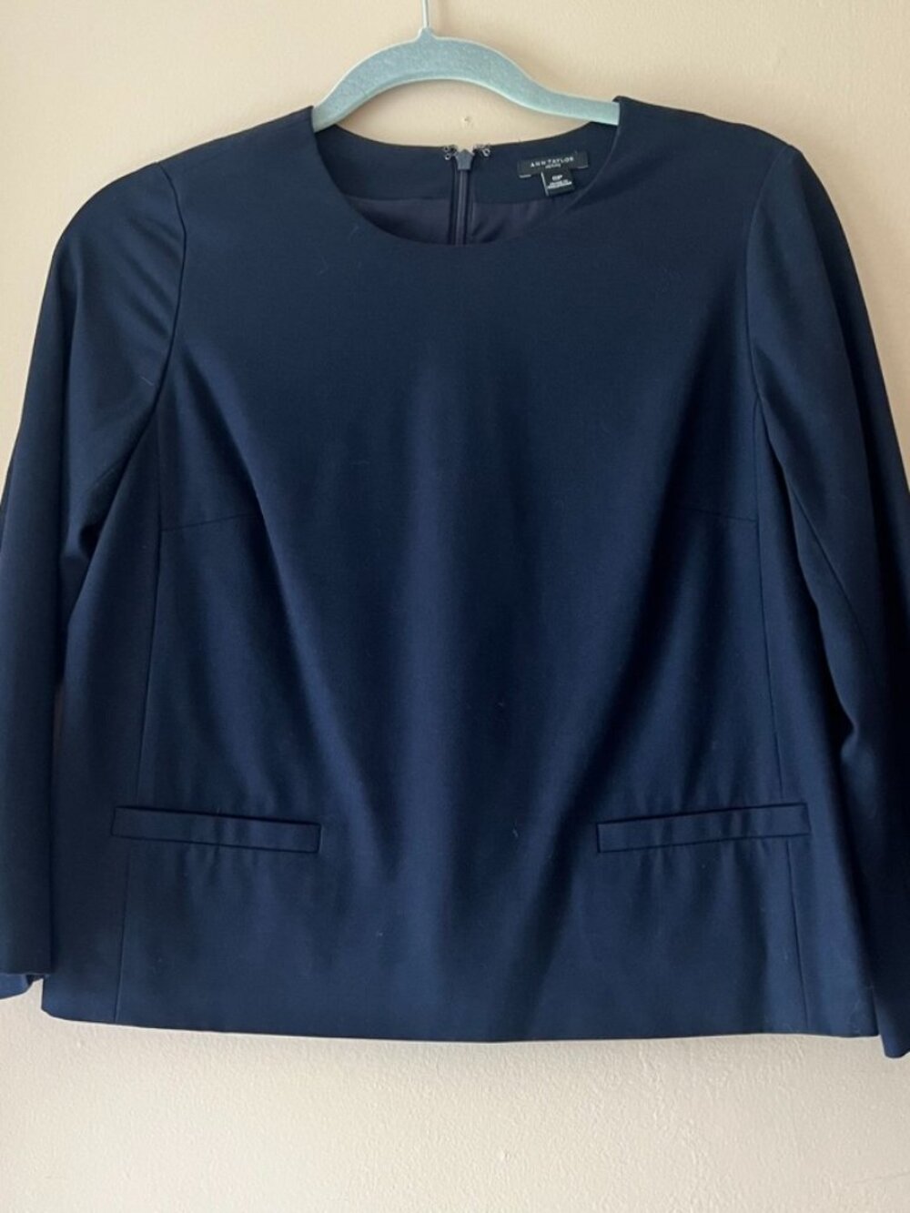 Ann Taylor Navy Blue Structured Crew Neck Blouse - 0P